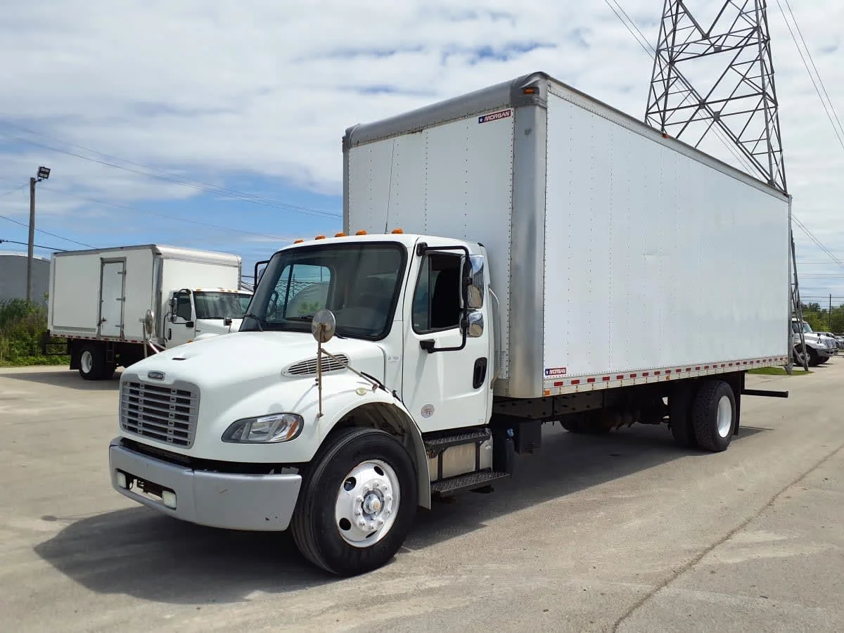 2018 Freightliner M2 106