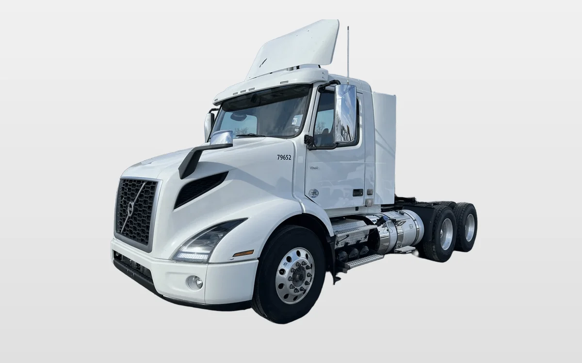 2019 Volvo - image 1