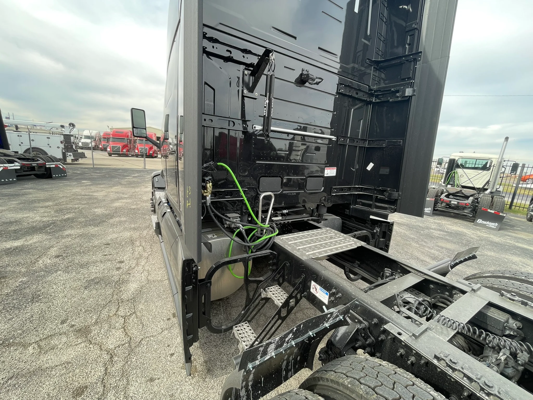 2026 Mack Pioneer in Fort Worth, TX — photo 7