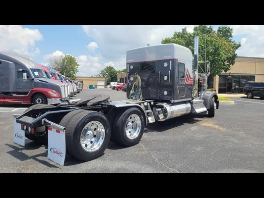 2023 Kenworth W900 in Memphis, TN — photo 15