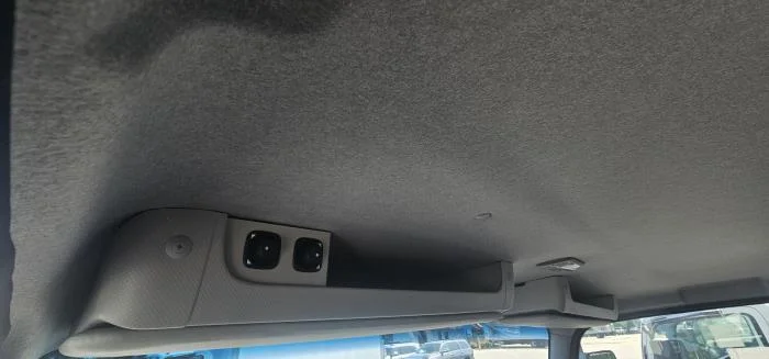 2025 Isuzu NRR in Olathe, KS — photo 10