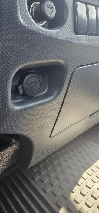 2025 Isuzu NRR in Olathe, KS — photo 14