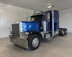 2022 Peterbilt 389 in Hartford, SD — photo 47