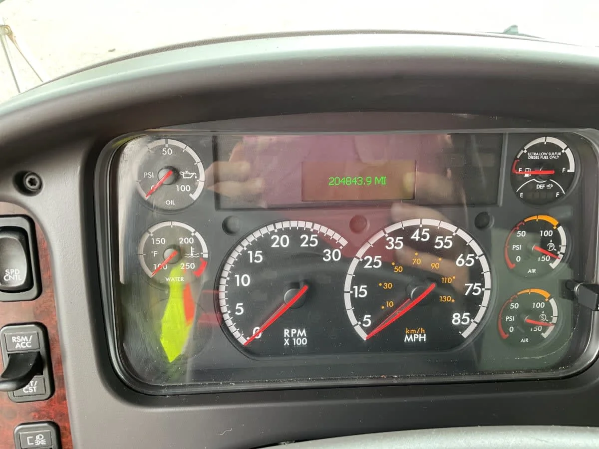 2018 Freightliner M2 106 in Minneapolis, MN — photo 13