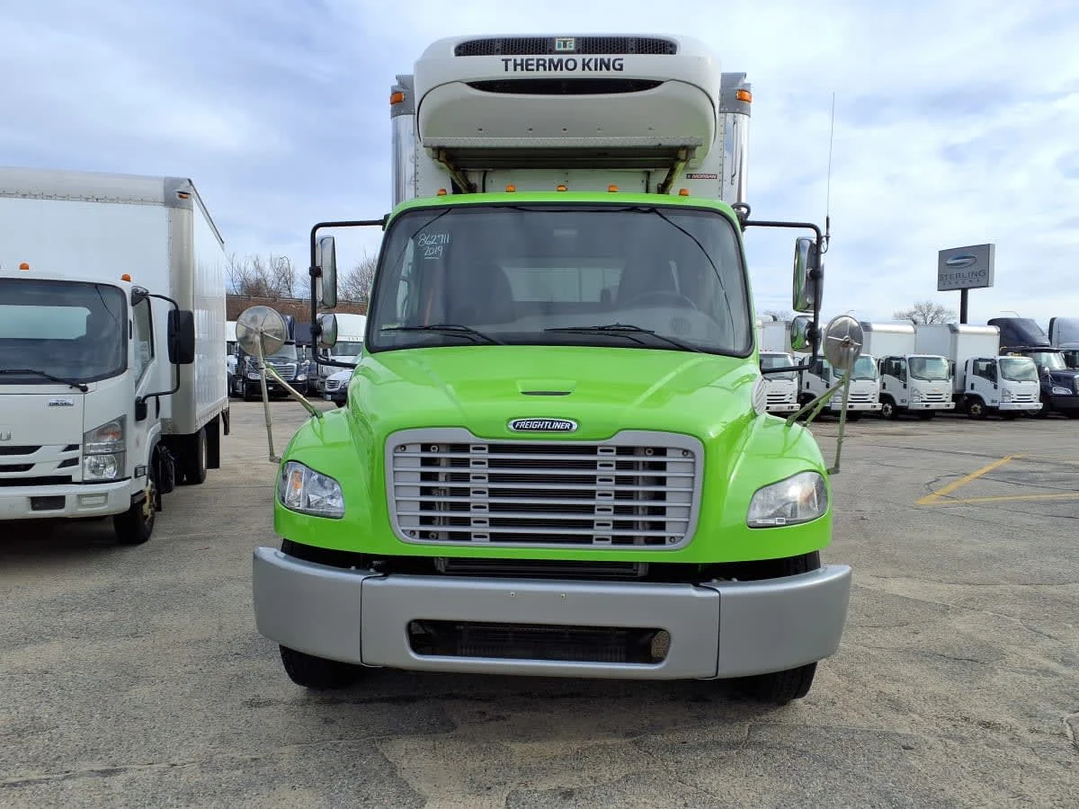 2019 Freightliner M2 106 in Warwick, RI — photo 2