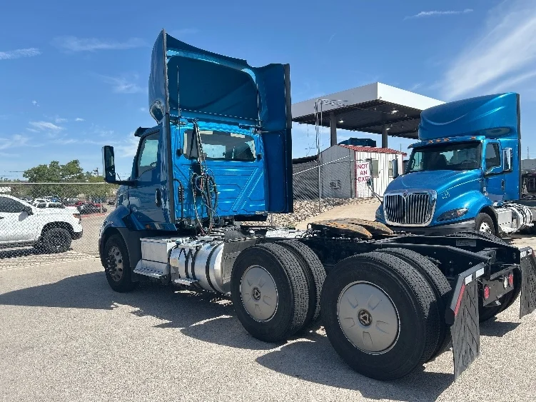 2019 International RH - image 5