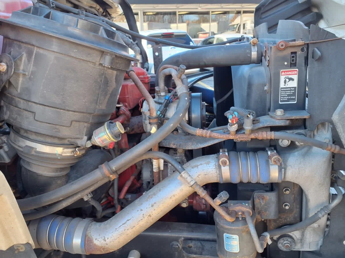 2020 Freightliner M2 106 - image 11