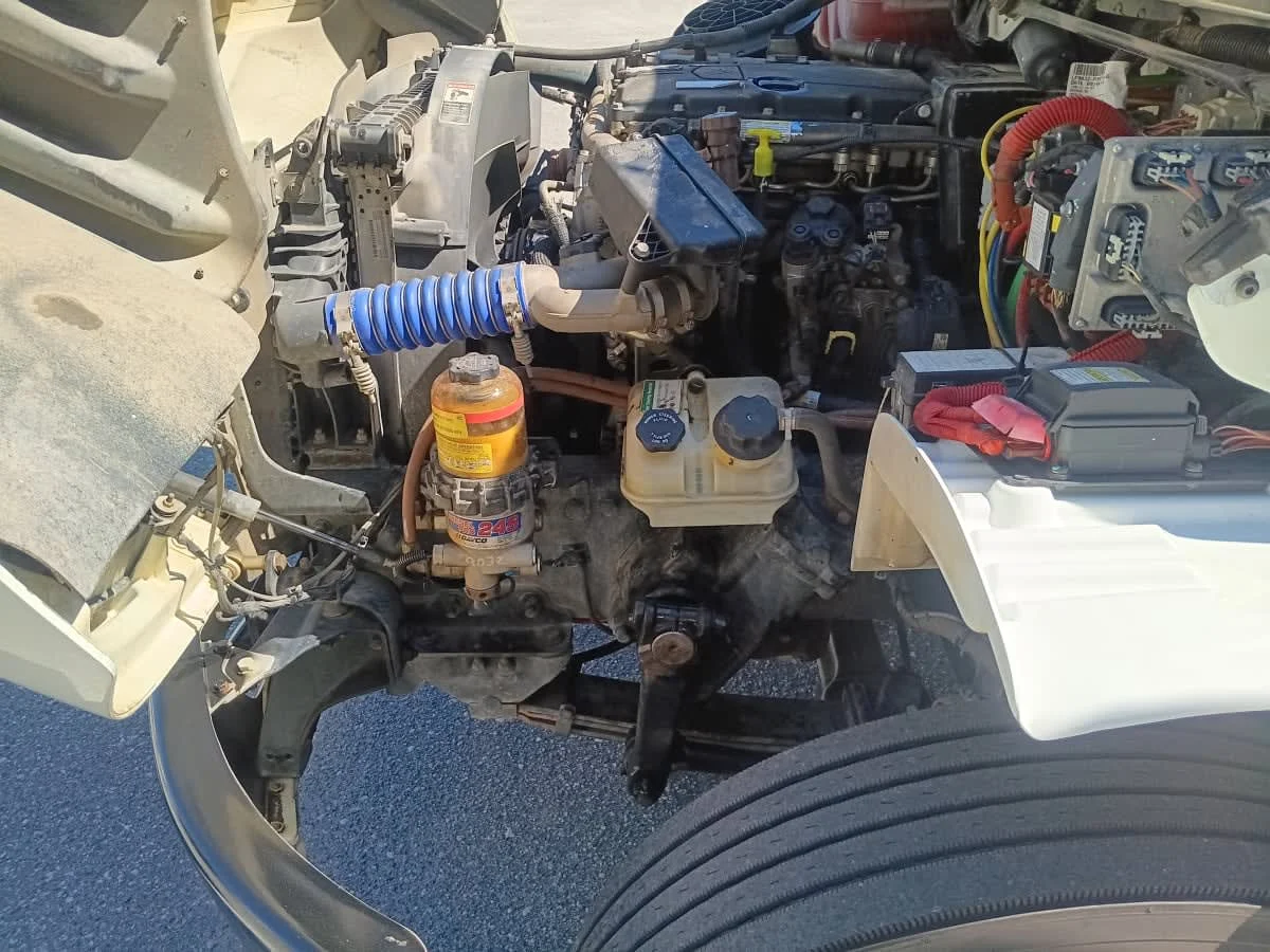 2019 Freightliner M2 106 - image 9