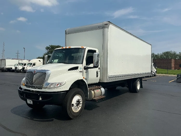 2020 International MV in Chicago (Melrose Park), IL — photo 3