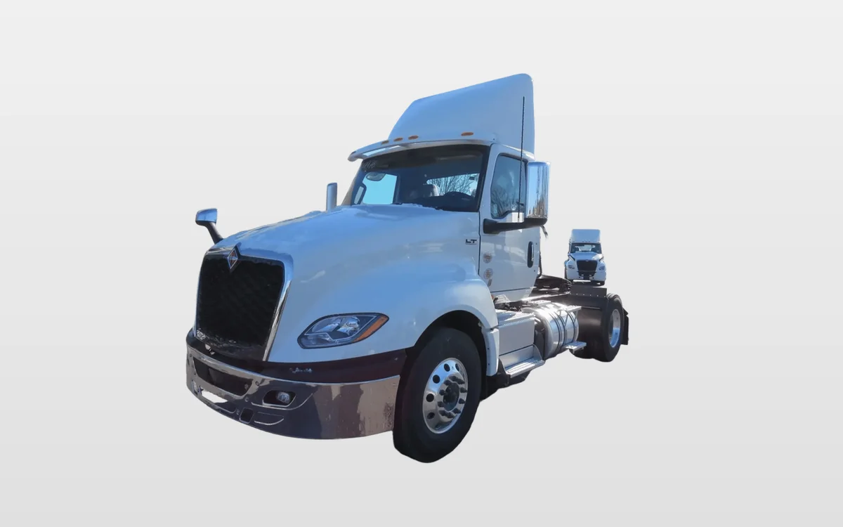 2025 International LT - image 1