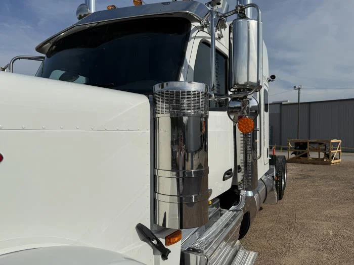 2026 Peterbilt 589 - image 15