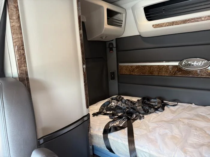 2026 Peterbilt 589 - image 42