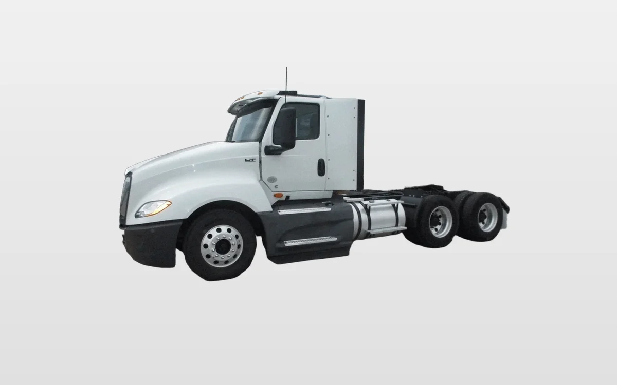 2019 International LT - image 1