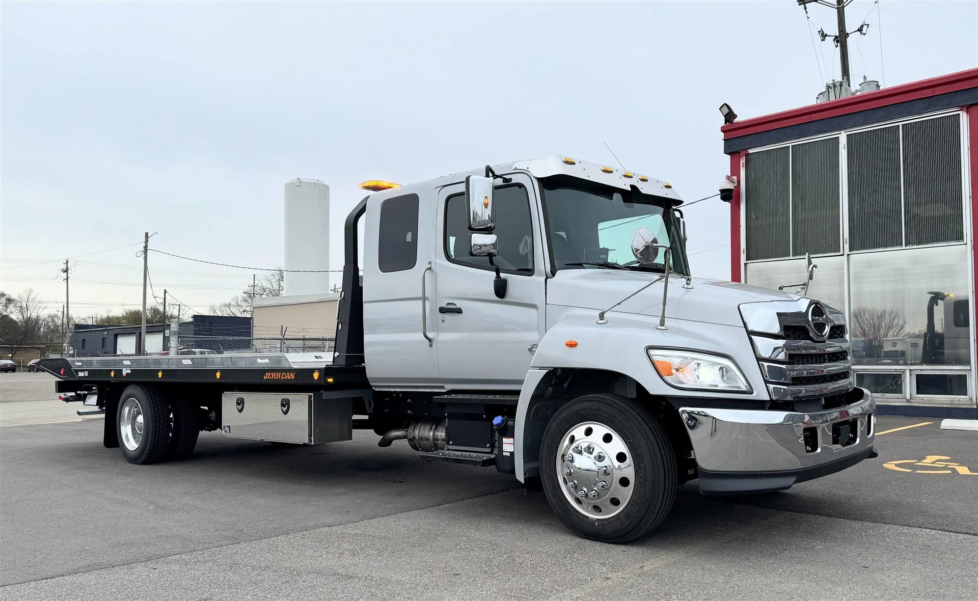 2025 Hino in London, OH — photo 2