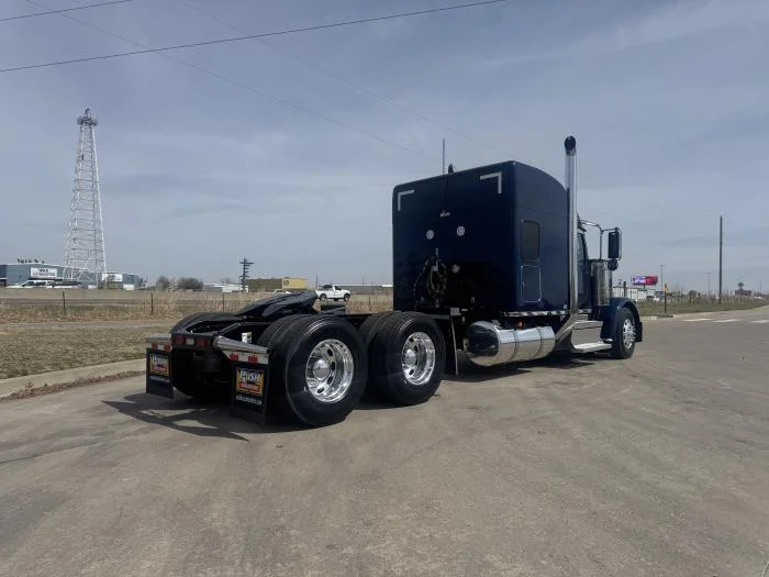 2027 Peterbilt 589 in Oklahoma City, OK — photo 7