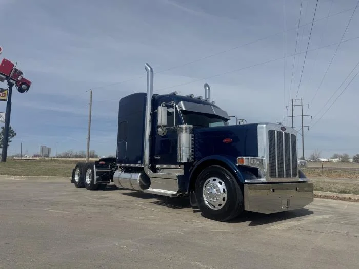 2027 Peterbilt 589 in Oklahoma City, OK — photo 5
