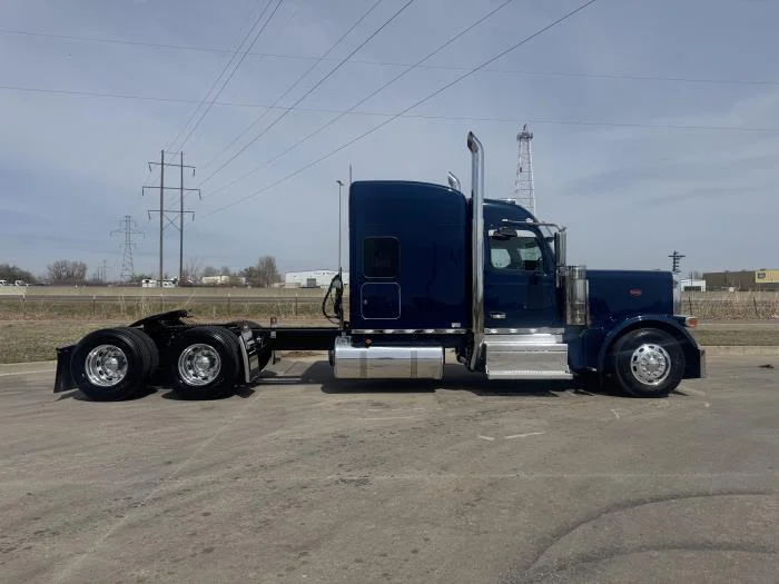 2027 Peterbilt 589 in Oklahoma City, OK — photo 6