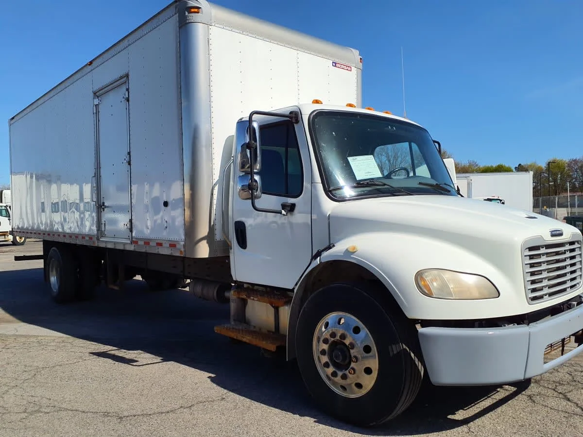 2020 Freightliner M2 106 in Syracuse, NY — photo 3