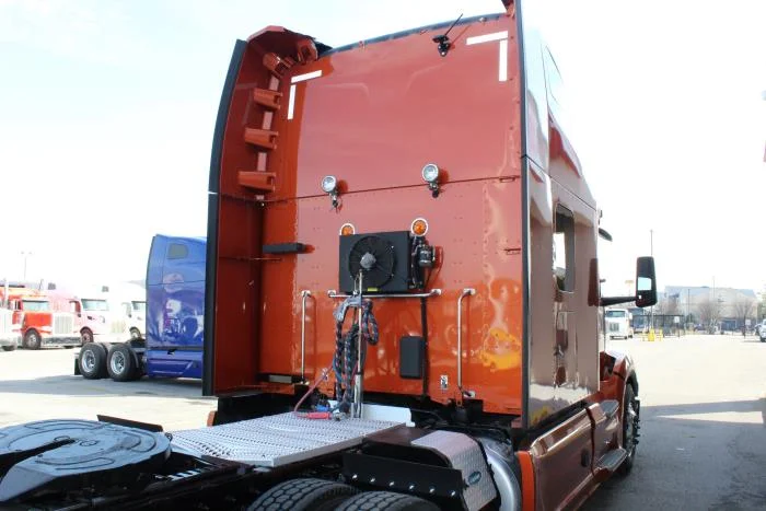 2023 Peterbilt 579 - image 8