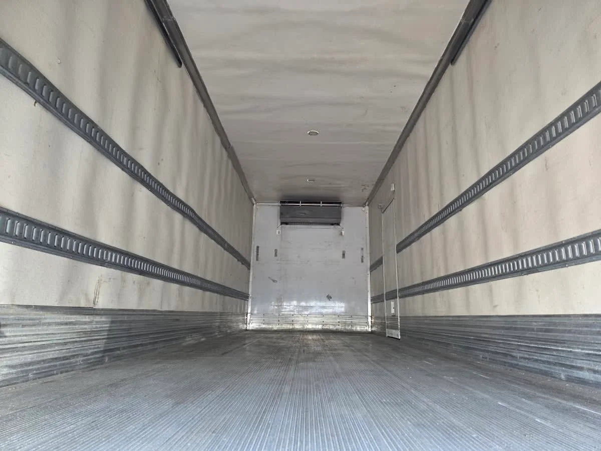 2018 International 4300 - image 9