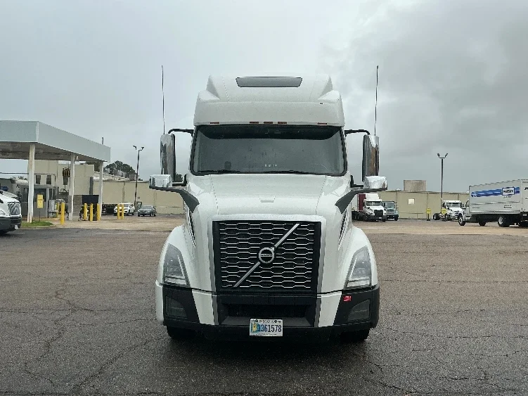 2023 Volvo in Olive Branch, MS — photo 2