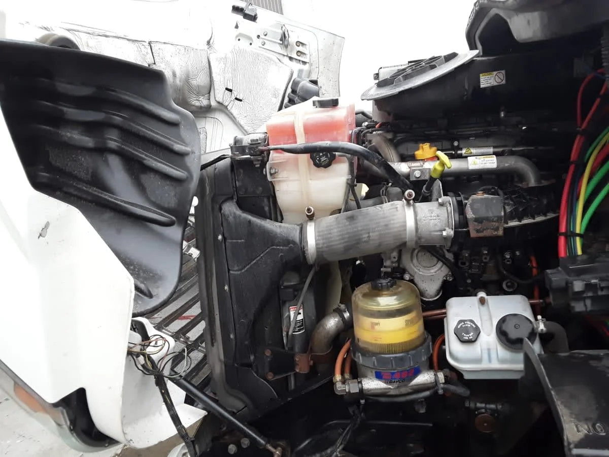 2017 Freightliner Cascadia - image 8