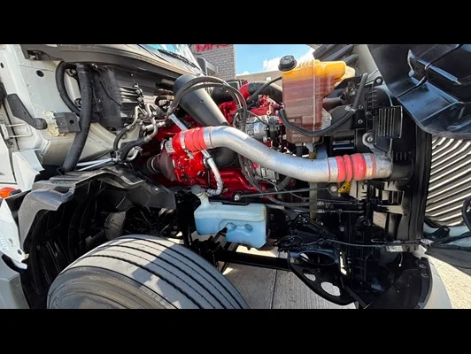 2022 International LT in El Paso, TX — photo 11