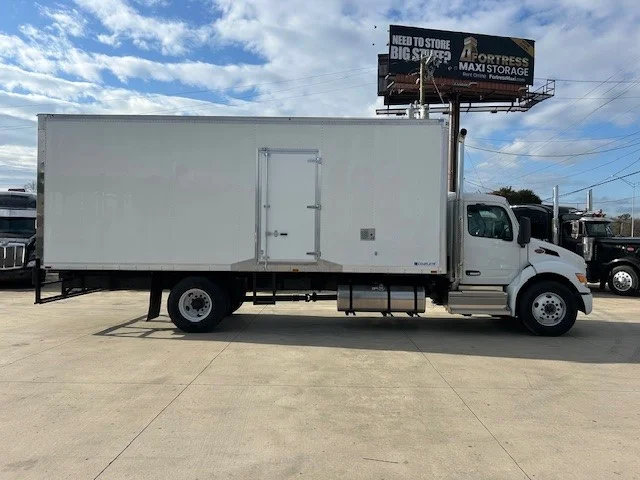 2025 Peterbilt 536 in Dunn, NC — photo 5