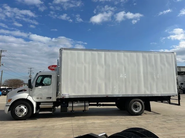 2025 Peterbilt 536 in Dunn, NC — photo 2