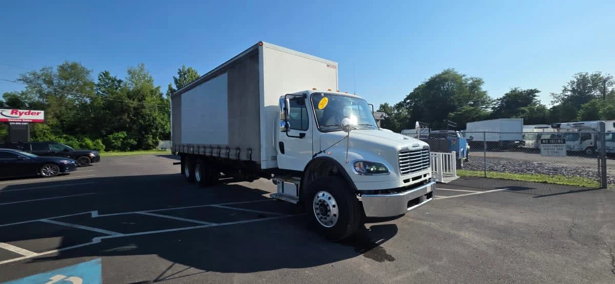 2021 Freightliner M2 106 in Bensalem, PA — photo 3