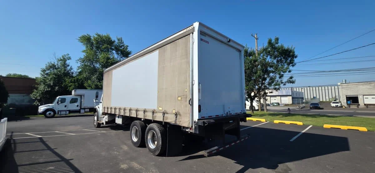 2021 Freightliner M2 106 in Bensalem, PA — photo 6