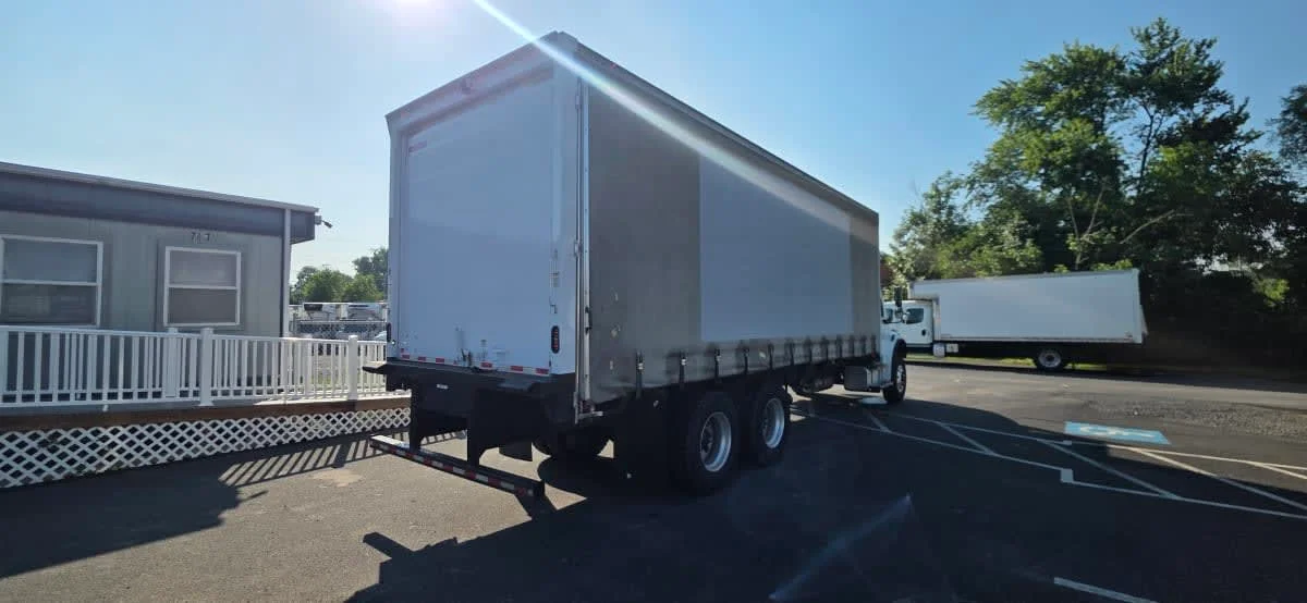 2021 Freightliner M2 106 in Bensalem, PA — photo 4