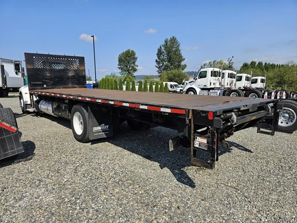 2019 PETERBILT 337 - image 5