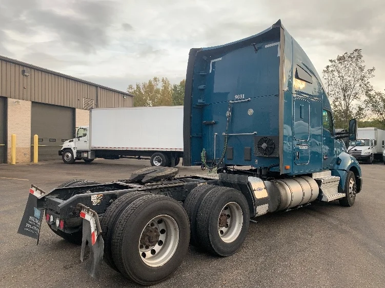 2019 Kenworth T680 - image 7