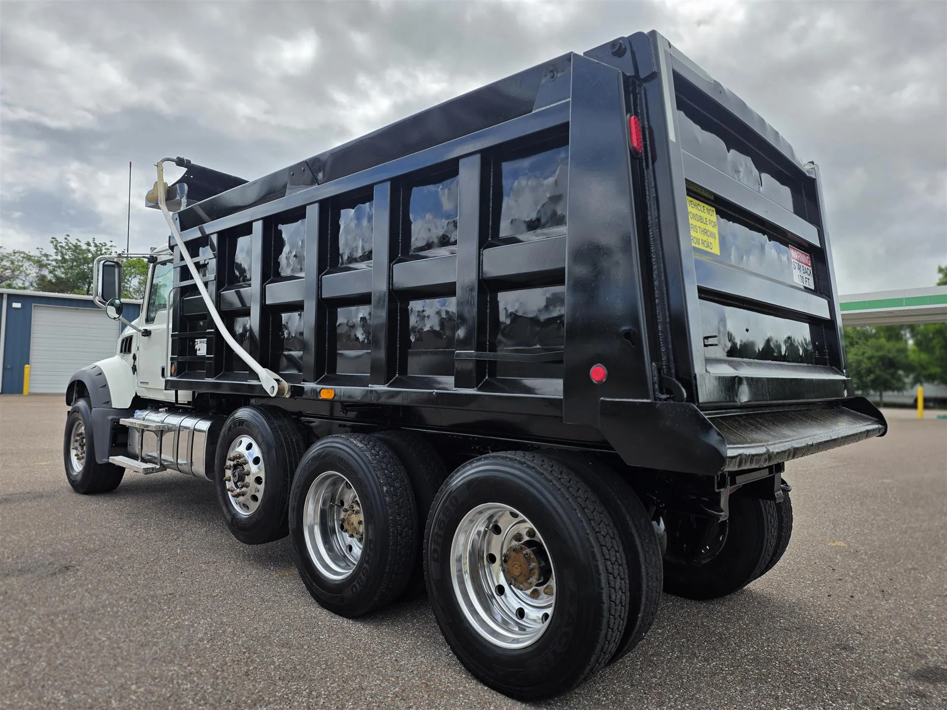 2020 Mack Granite in Orlando, FL — photo 3