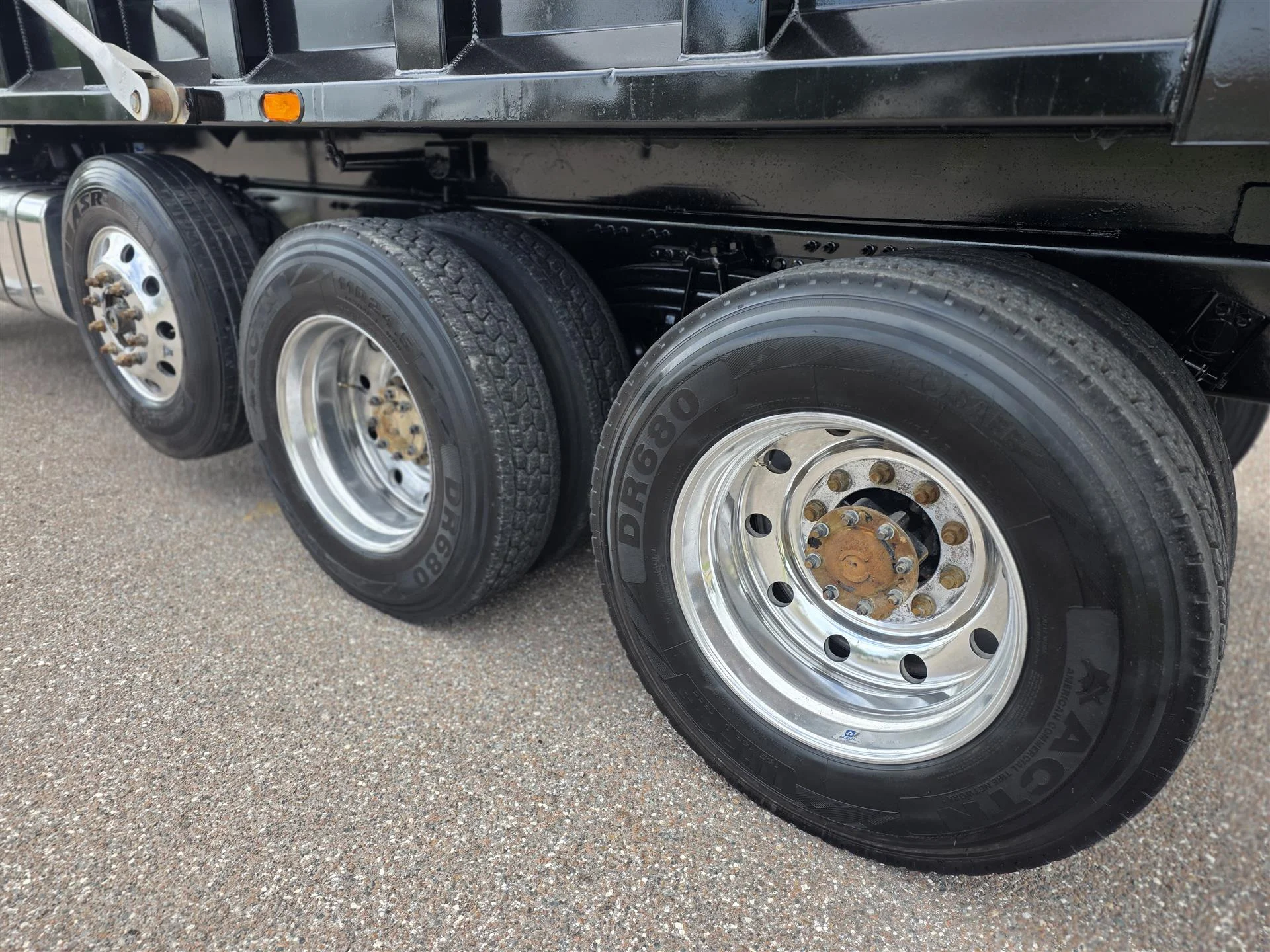 2020 Mack Granite in Orlando, FL — photo 17