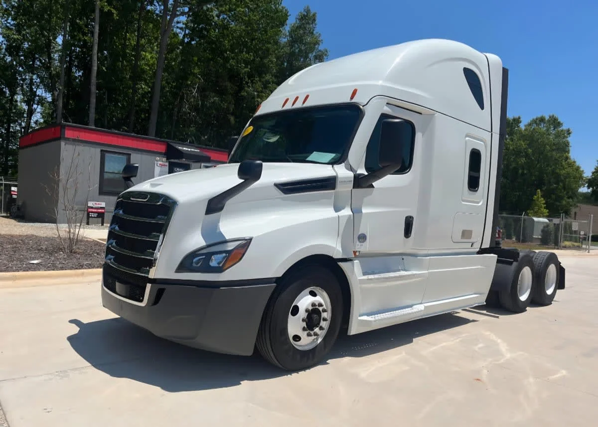 2021 Freightliner Cascadia