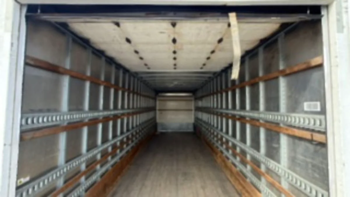 2019 International MV - image 8