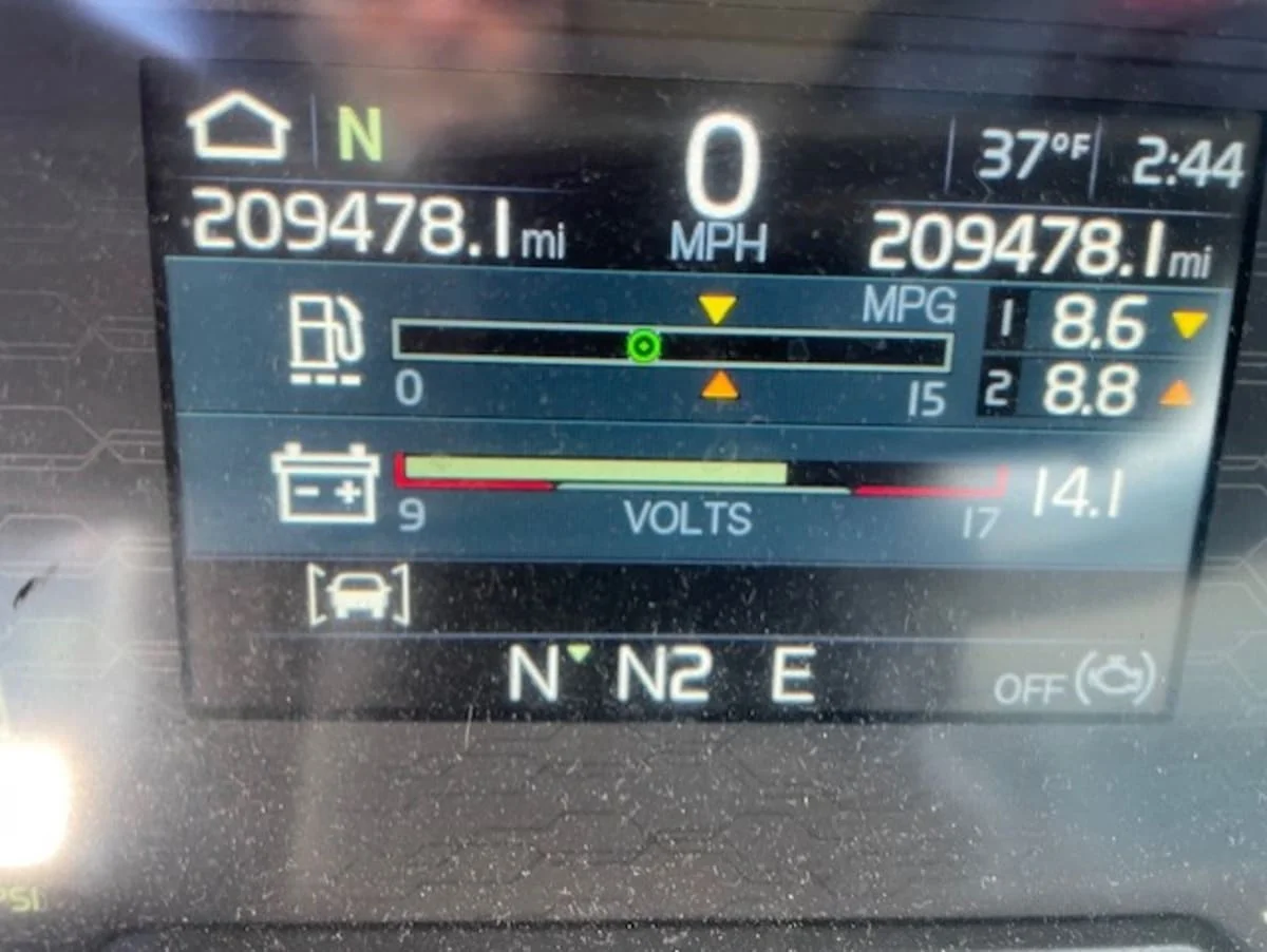 2019 Volvo VNR 660 in Farmingdale, NY — photo 9