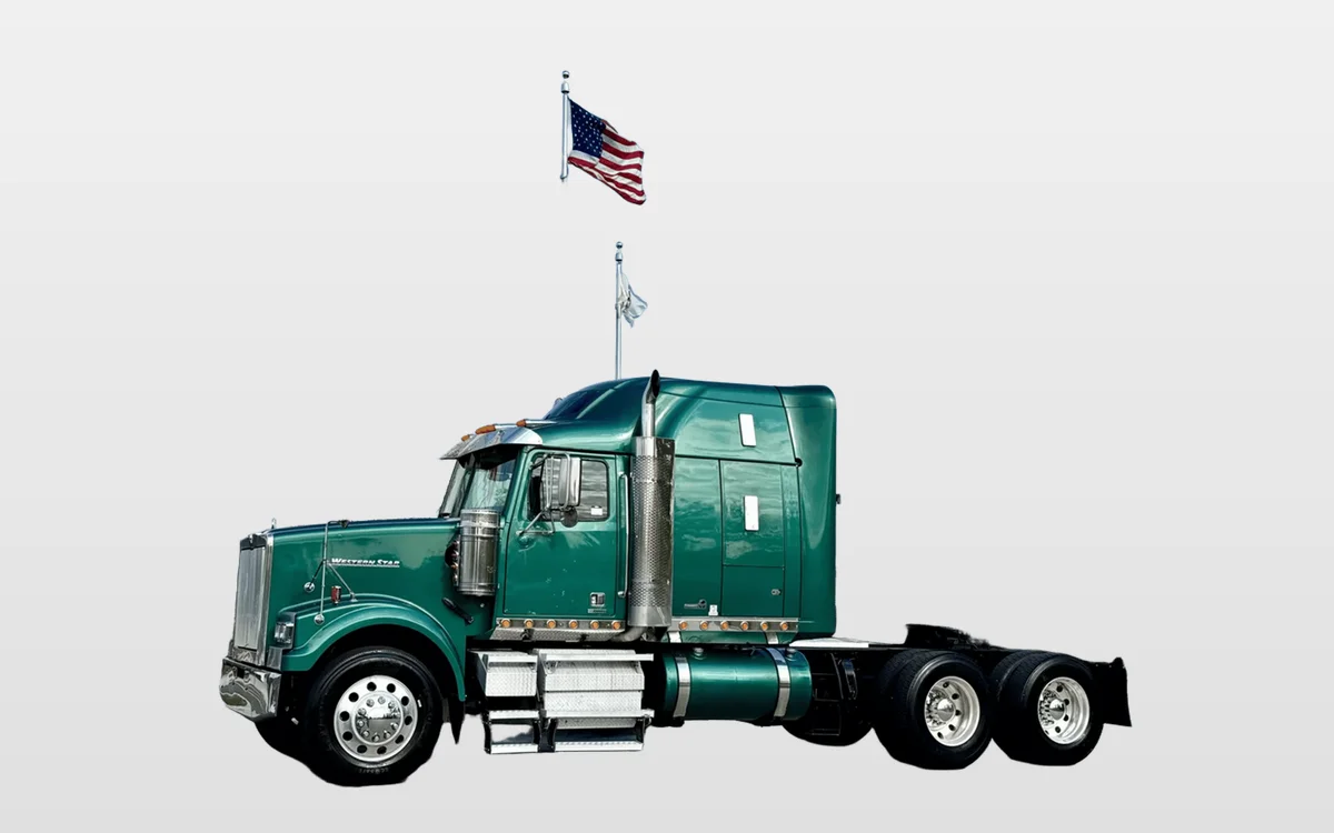 2014 Western Star 4900 - image 1
