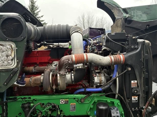 2010 Kenworth T800 - image 13