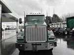 2010 Kenworth T800 - image 23