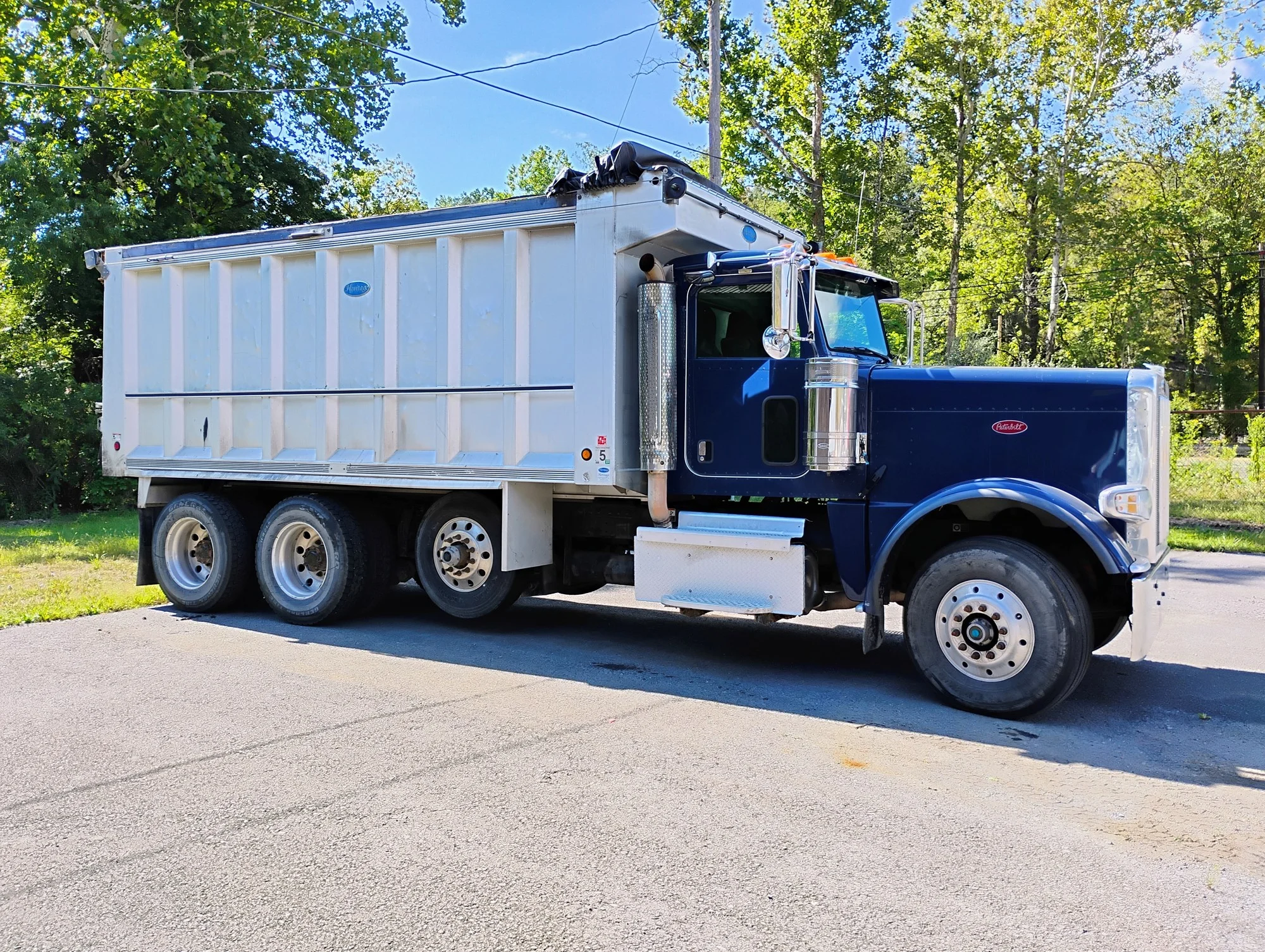 2020 Peterbilt 389 in Harrisonburg, VA
