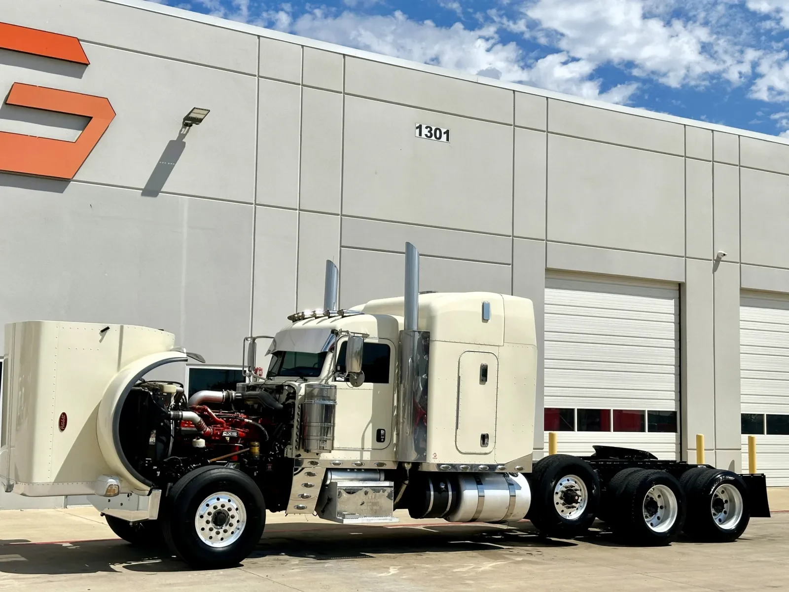 2019 Peterbilt 389 in Hutchins, TX — photo 10