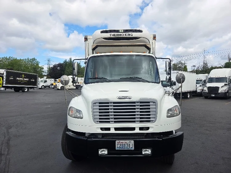2017 Freightliner eM2 in Kent, WA — photo 2