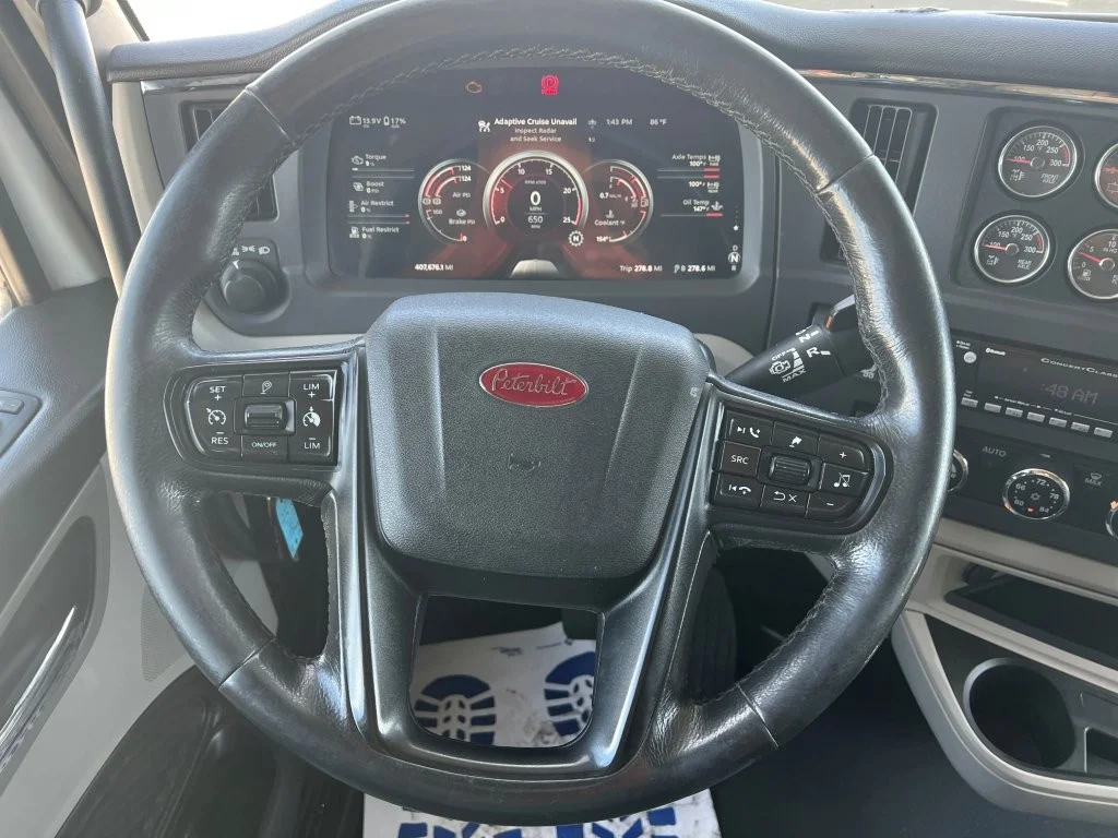 2022 Peterbilt 579 - image 12