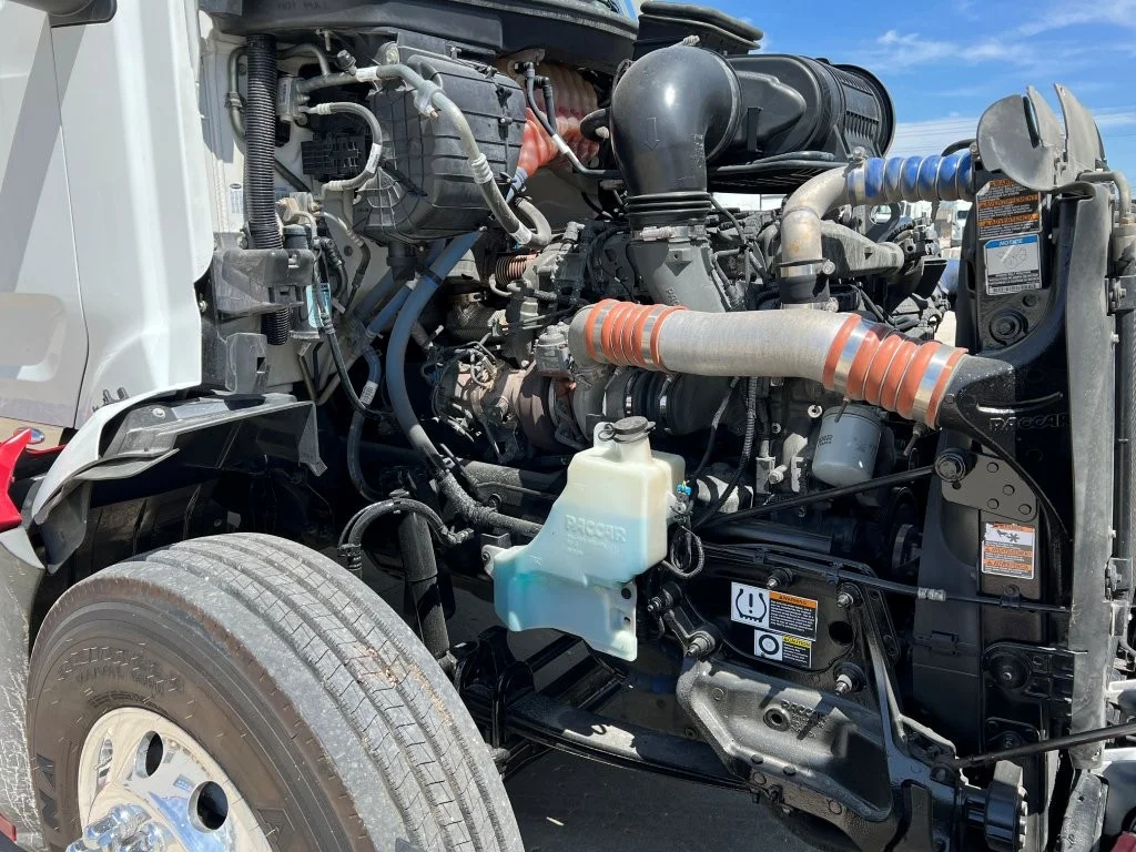 2022 Peterbilt 579 - image 16