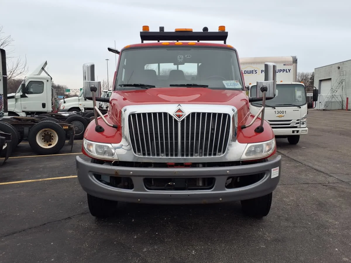 2020 International MV in Taylor, MI — photo 2