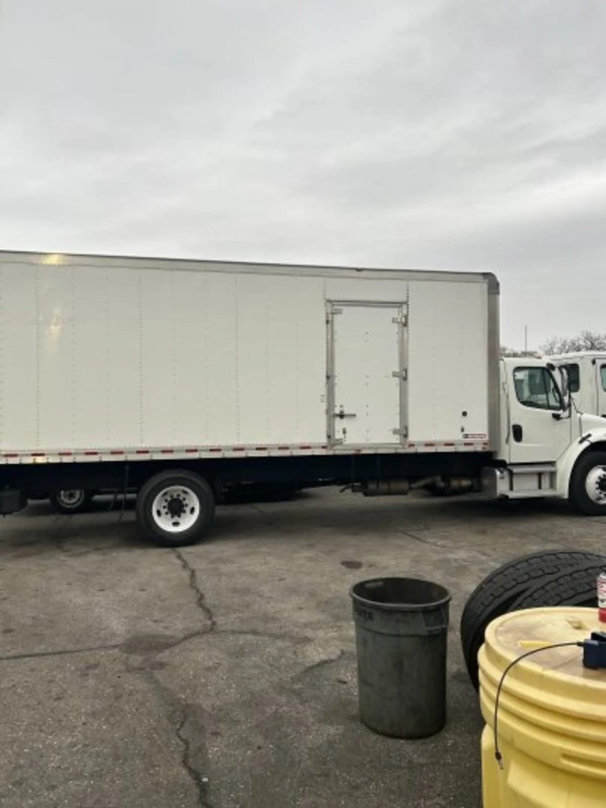 2020 Freightliner M2 106 - image 7