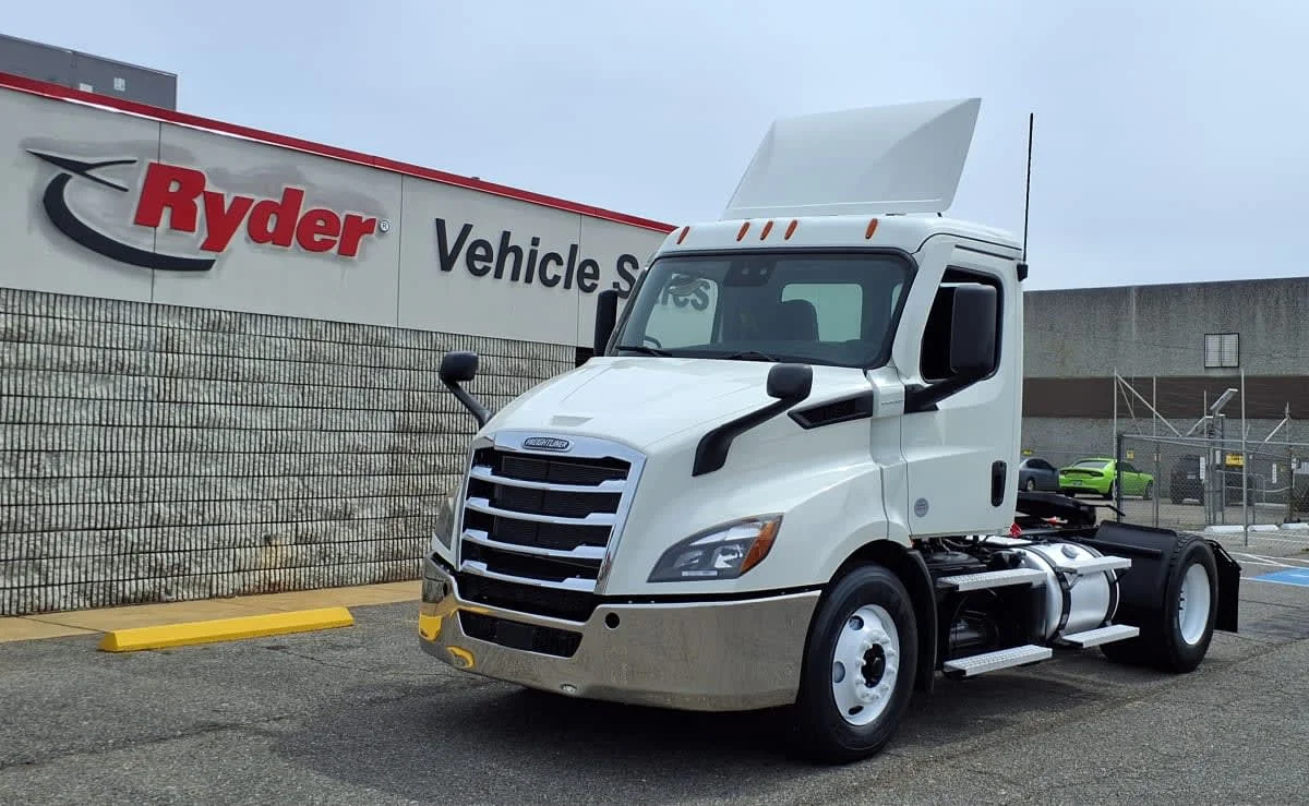 2020 Freightliner Cascadia in Memphis, TN